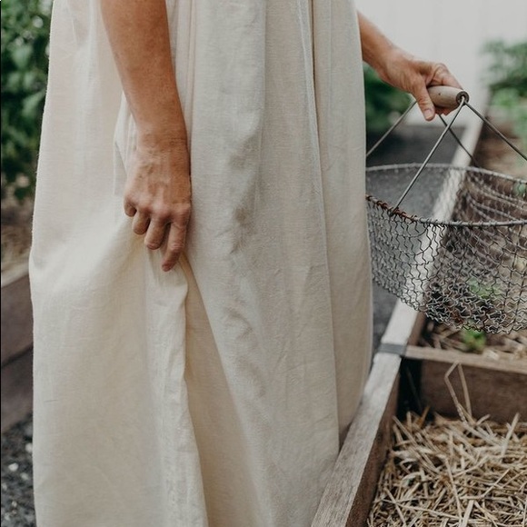 COPY - Esby Vivienne Dress in Natural - Picture 2 of 3